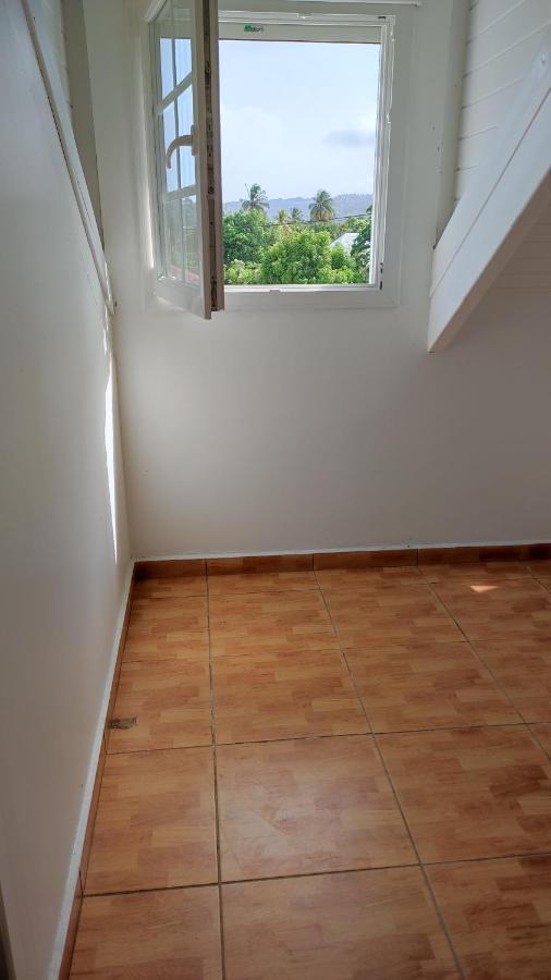 Fleurs Des Iles 971 Appartamento Goyave Esterno foto